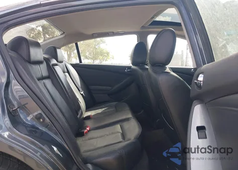 2010 Nissan Altima Hybrid from USA, damaged, VIN 1N4CL2AP1AC114977